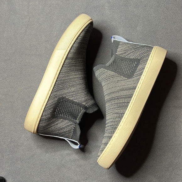 EUC Rothy's Chelsea Boot Graphite Melange size 8.5 - Picture 2 of 6